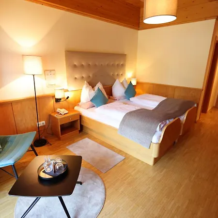 Hotel Zollner 4*